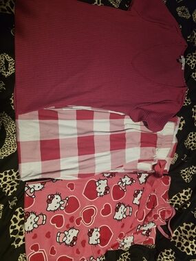 Sanrio Hello Kitty Pink and White Mixed-Print Pajama Set